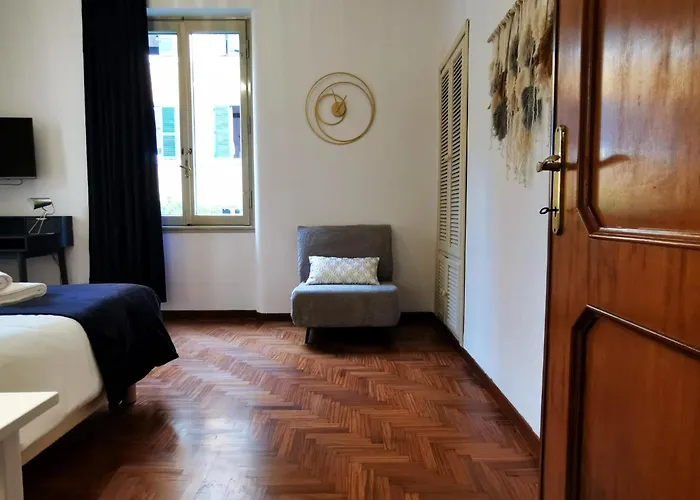 Key Vatican Flat